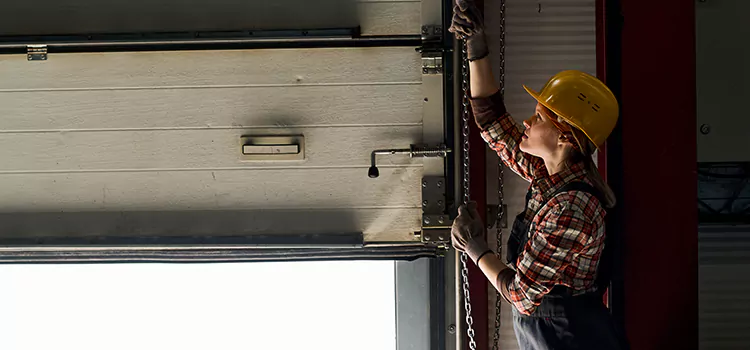 Addressing Common Garage Door Stoppage Issues in Columbus, MS